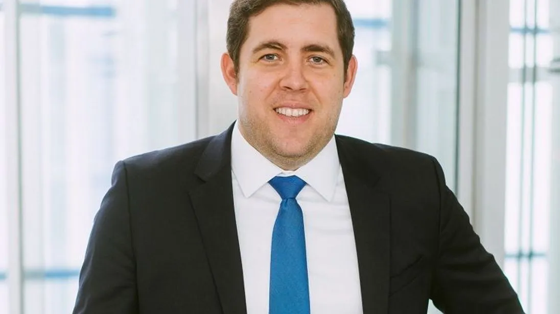 Dr. Tobias Merl